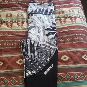 Gymshark size M leggings